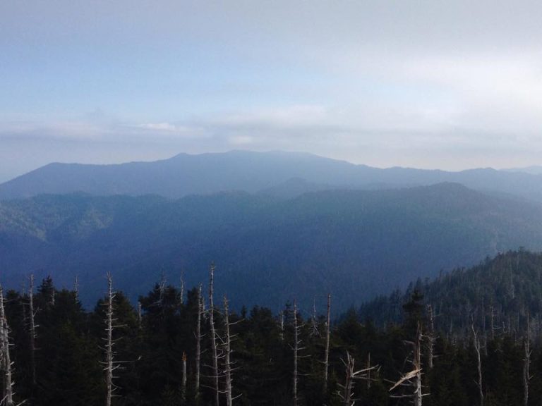 Appalachian Trail Gear List: Expert Guide (7 Essentials)